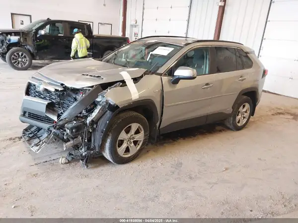 2T3RWRFV2LW050105 2020 TOYOTA RAV 4 - Image 2