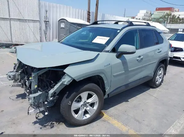 2T3RWRFV2LW085307 2020 TOYOTA RAV 4 - Image 2
