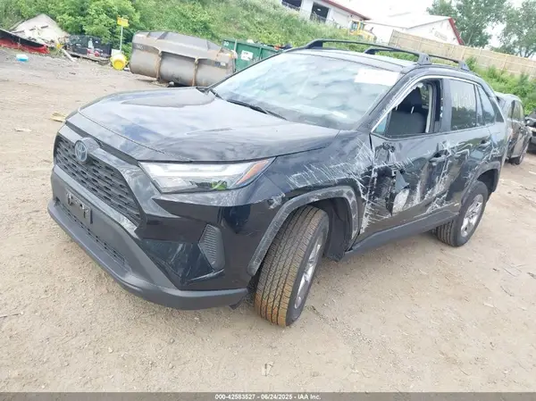2T3RWRFV2NW135013 2022 TOYOTA RAV 4 - Image 2