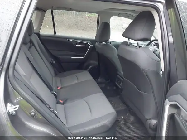 2T3RWRFV2RW223890 2024 TOYOTA RAV 4 - Image 8
