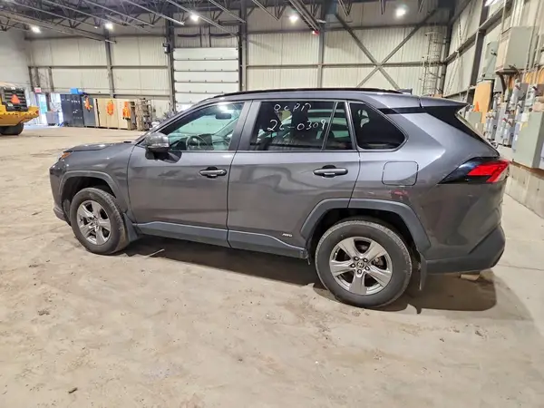 2T3RWRFV2SW258306 2025 TOYOTA RAV 4 - Image 2
