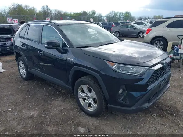 2T3RWRFV3KW010551 2019 TOYOTA RAV 4 - Image 1