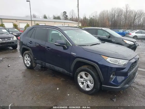 2T3RWRFV3KW040410 2019 TOYOTA RAV 4 - Image 1