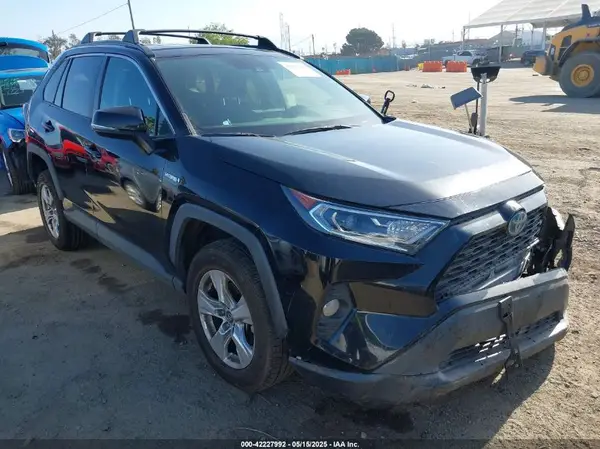 2T3RWRFV3LW076891 2020 TOYOTA RAV 4 - Image 1