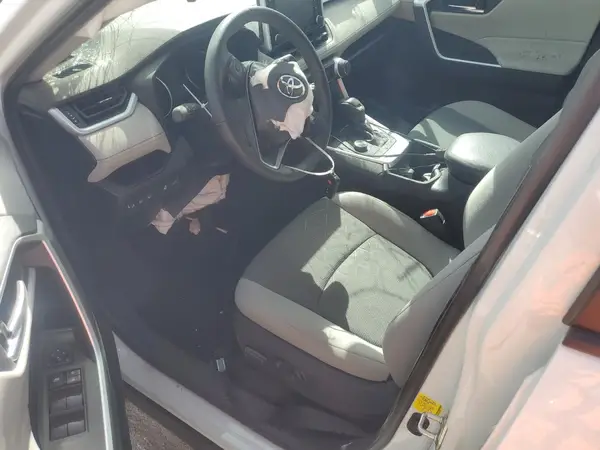 2020 TOYOTA RAV 4 auction photo 7
