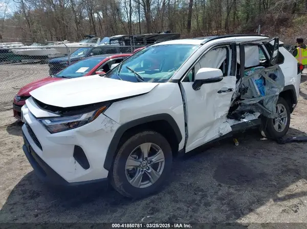 2T3RWRFV3RW206306 2024 TOYOTA RAV 4 - Image 2