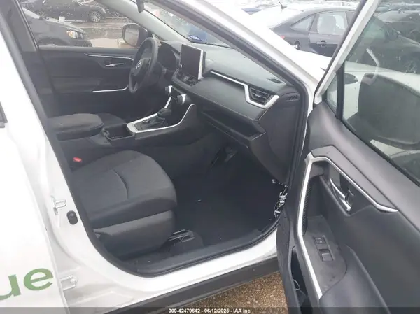 2T3RWRFV3RW222621 2024 TOYOTA RAV 4 - Image 1