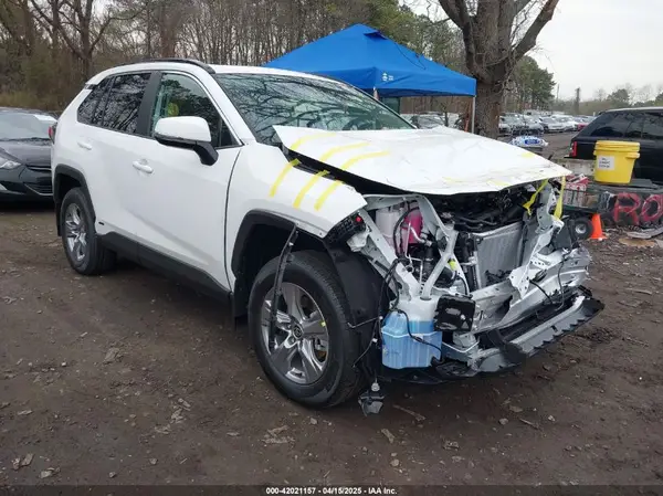2T3RWRFV3SW278421 2025 TOYOTA RAV 4 - Image 1