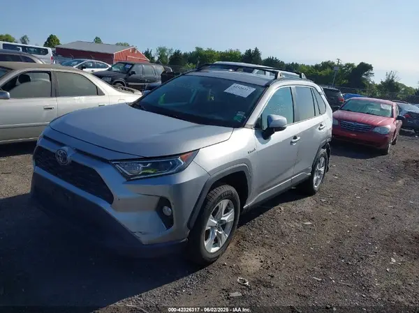 2T3RWRFV4LW055080 2020 TOYOTA RAV 4 - Image 2