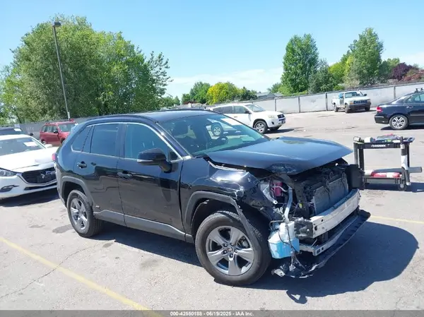 2T3RWRFV4RW200935 2024 TOYOTA RAV 4 - Image 1