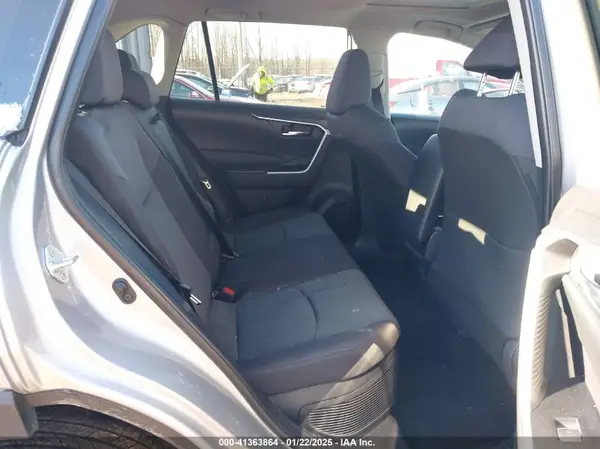 2T3RWRFV4RW238732 2024 TOYOTA RAV 4 - Image 8