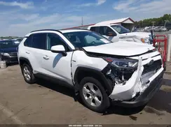 2T3RWRFV5KW041798 2019 TOYOTA RAV 4