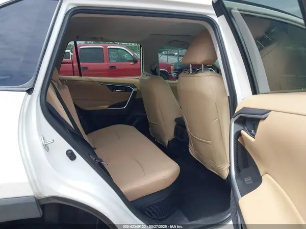 2T3RWRFV5LW094731 2020 TOYOTA RAV 4 - Image 8