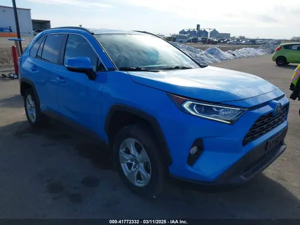 2T3RWRFV5MW113117 2021 TOYOTA RAV 4 - Image 1