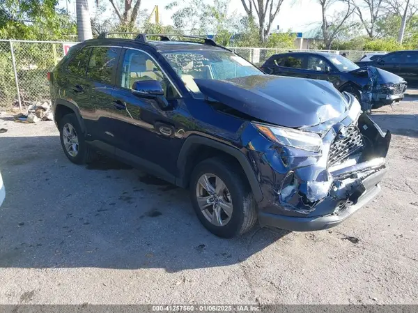 2T3RWRFV5NW133076 2022 TOYOTA RAV 4 - Image 1