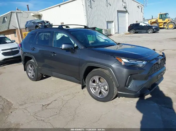 2T3RWRFV5RW241798 2024 TOYOTA RAV 4 - Image 1