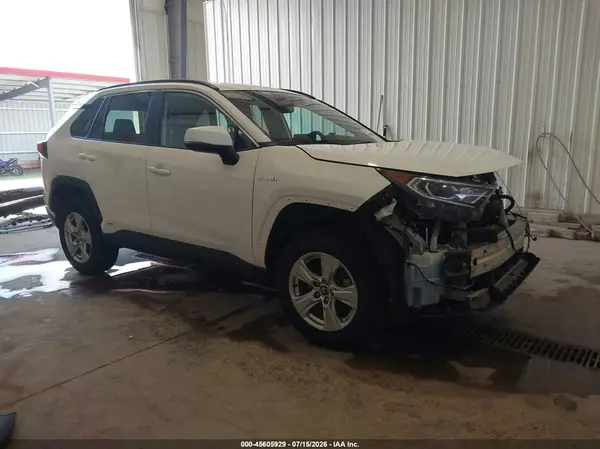 2T3RWRFV6LW076223 2020 TOYOTA RAV 4 - Image 1