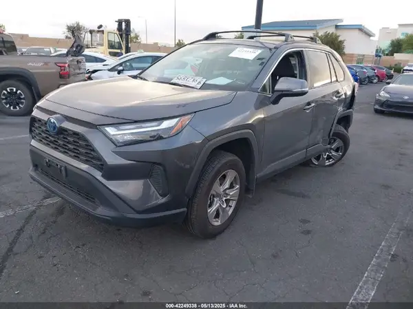 2T3RWRFV6RW206686 2024 TOYOTA RAV 4 - Image 2