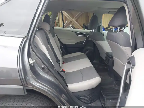 2T3RWRFV7KW036473 2019 TOYOTA RAV 4 - Image 8