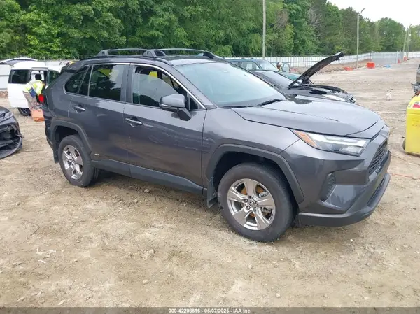 2T3RWRFV7NW136187 2022 TOYOTA RAV 4 - Image 1