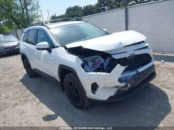 2T3RWRFV7RW190921 2024 TOYOTA RAV 4 - Image 1