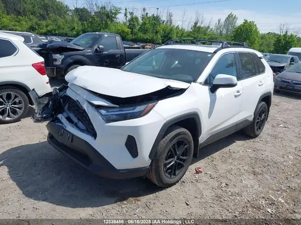 2T3RWRFV7RW190921 2024 TOYOTA RAV 4 - Image 2