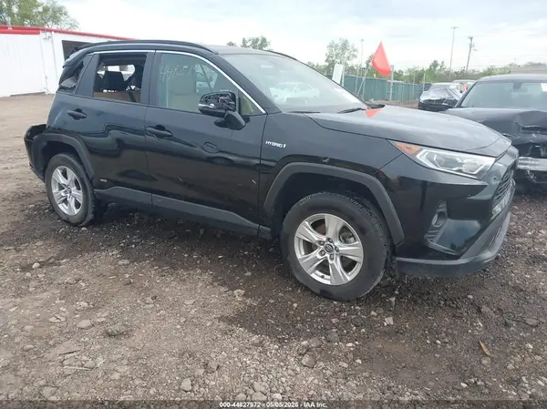 2T3RWRFV8LW090642 2020 TOYOTA RAV 4 - Image 1