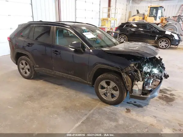2T3RWRFV8NW129832 2022 TOYOTA RAV 4 - Image 1
