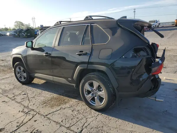 2T3RWRFV8NW133816 2022 TOYOTA RAV 4 - Image 2