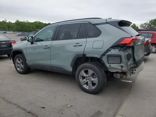 2T3RWRFV8NW137879 2022 TOYOTA RAV 4 - Image 2