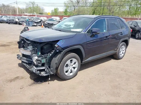 2T3RWRFV8NW143648 2022 TOYOTA RAV 4 - Image 2