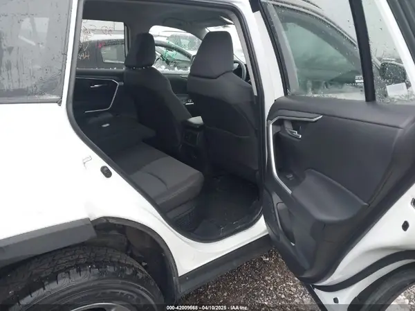 2T3RWRFV8SW265681 2025 TOYOTA RAV 4 - Image 8
