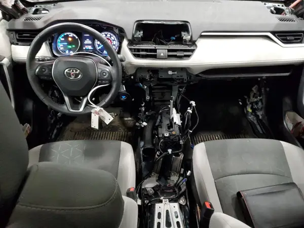 2T3RWRFV9LW078659 2020 TOYOTA RAV 4 - Image 8