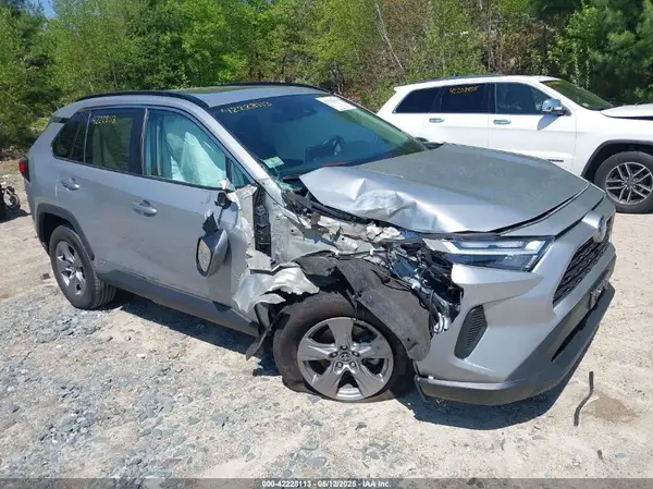 2T3RWRFV9NW130410 2022 TOYOTA RAV 4 - Image 1