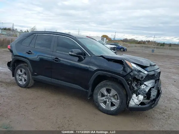 2T3RWRFV9NW148146 2022 TOYOTA RAV 4 - Image 1