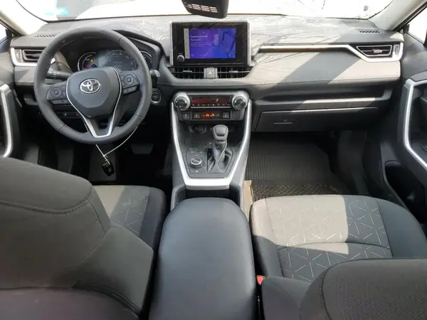 2T3RWRFV9RW201773 2024 TOYOTA RAV 4 - Image 8
