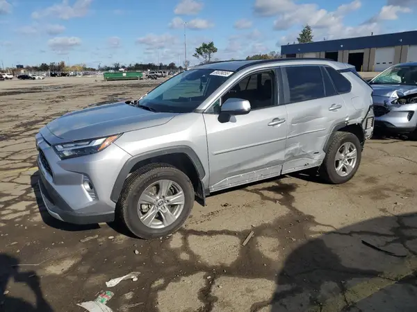 2T3RWRFV9RW204074 2024 TOYOTA RAV 4 - Image 1