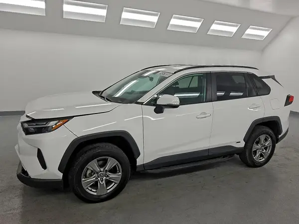 2T3RWRFV9RW223868 2024 TOYOTA RAV 4 - Image 1