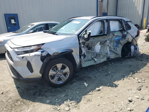 2T3RWRFV9RW225569 2024 TOYOTA RAV 4 - Image 1