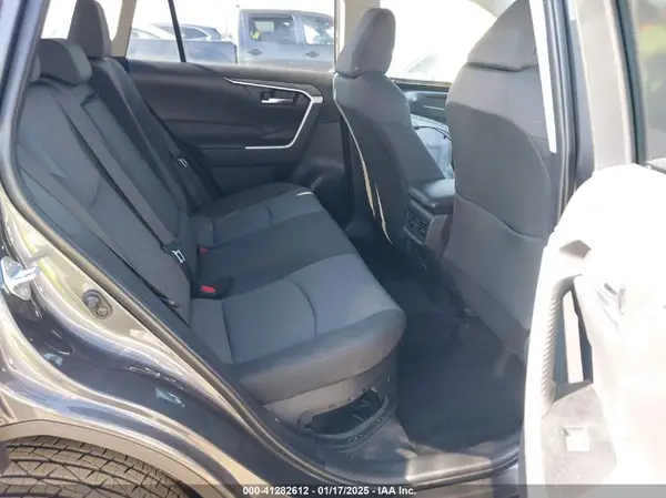 2T3RWRFV9RW226978 2024 TOYOTA RAV 4 - Image 8