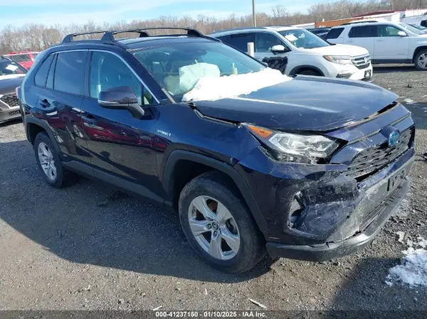 2T3RWRFVXKW033258 2019 TOYOTA RAV 4 - Image 1