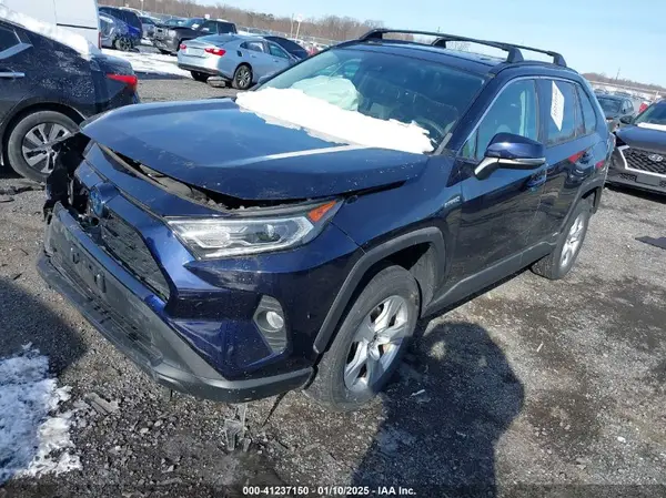 2T3RWRFVXKW033258 2019 TOYOTA RAV 4 - Image 2