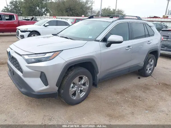 2T3RWRFVXRW201958 2024 TOYOTA RAV 4 - Image 2