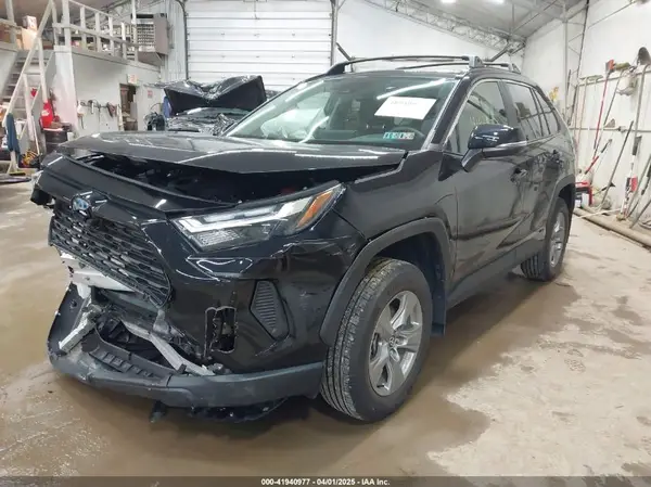 2T3RWRFVXRW238122 2024 TOYOTA RAV 4 - Image 2
