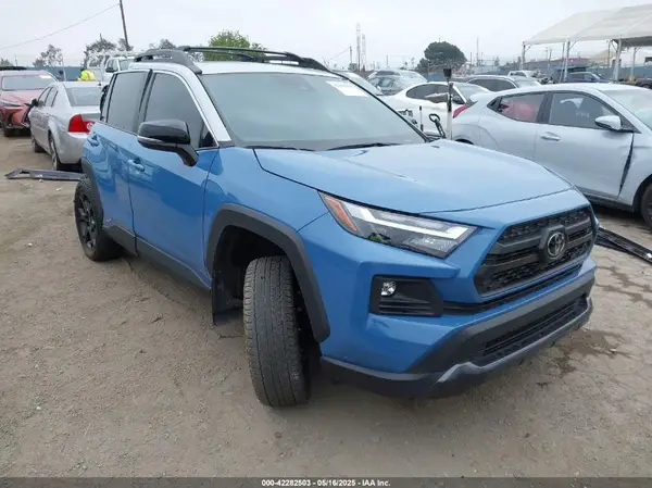 2T3S1RFV4RW425470 2024 TOYOTA RAV 4 - Image 1