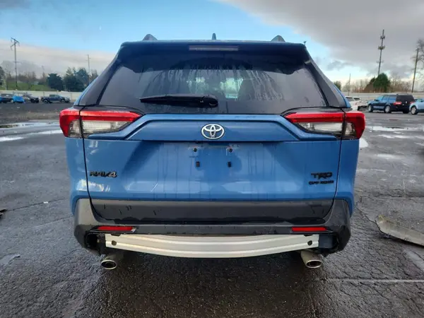 2024 TOYOTA RAV 4 auction photo 6
