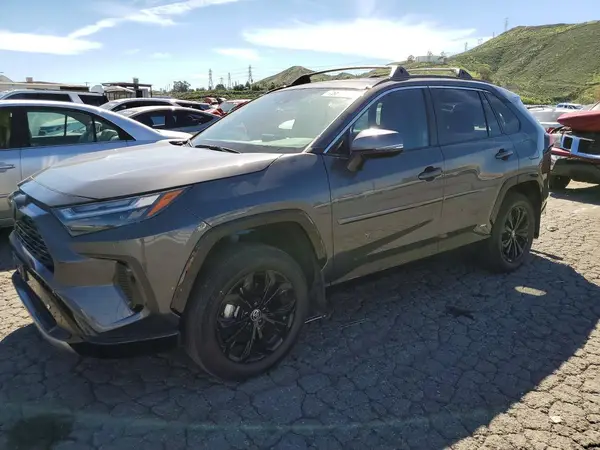 2T3T6RFV0SW083978 2025 TOYOTA RAV 4 - Image 1