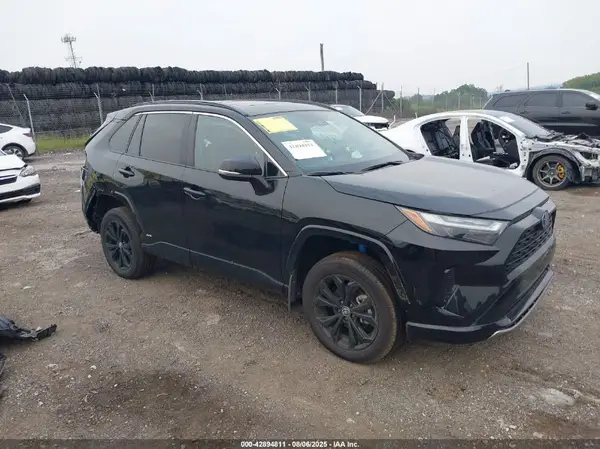 2T3T6RFV4RW083685 2024 TOYOTA RAV 4 - Image 1