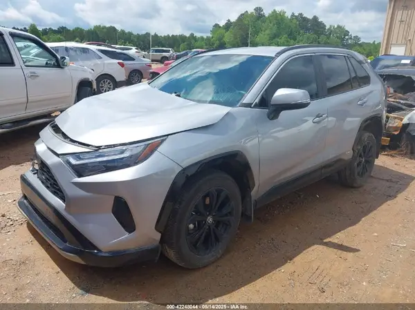 2T3T6RFV4SW084017 2025 TOYOTA RAV 4 - Image 2
