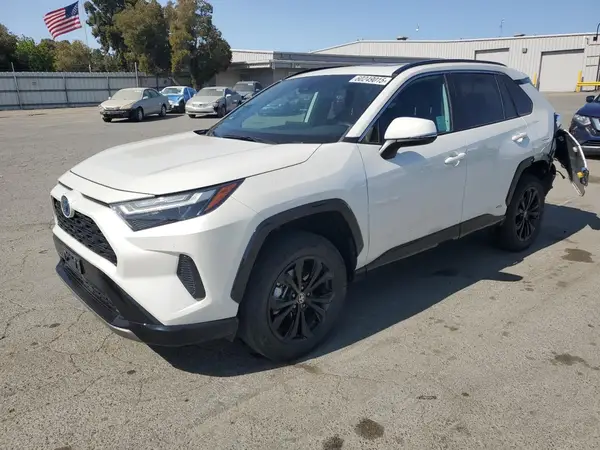 2T3T6RFV8NW034399 2022 TOYOTA RAV 4 - Image 1